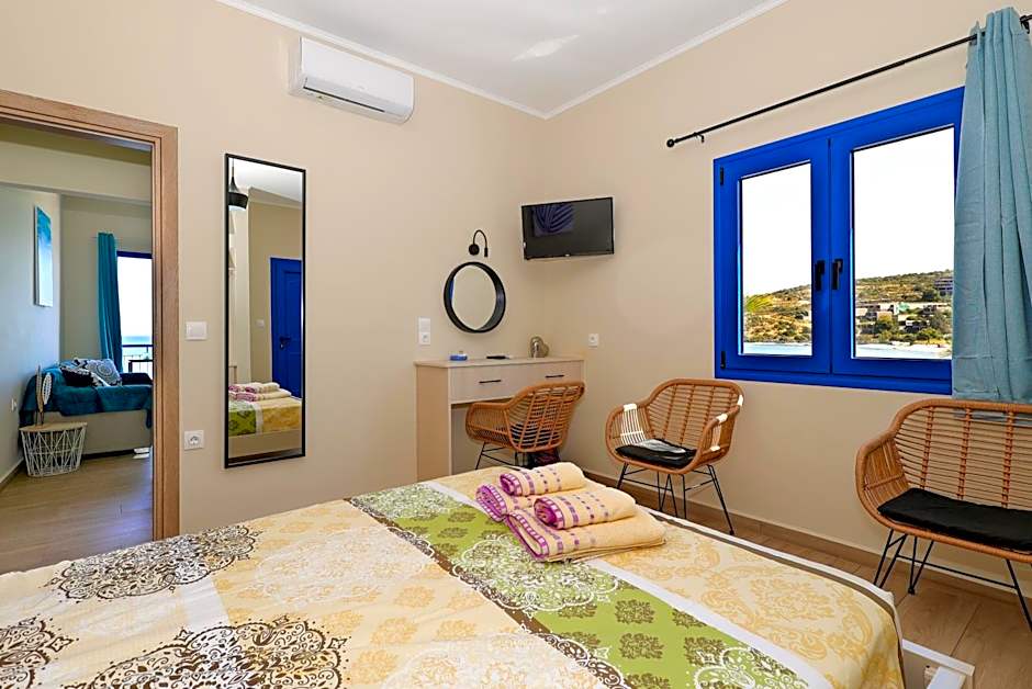 Niko's Beach Suites No1