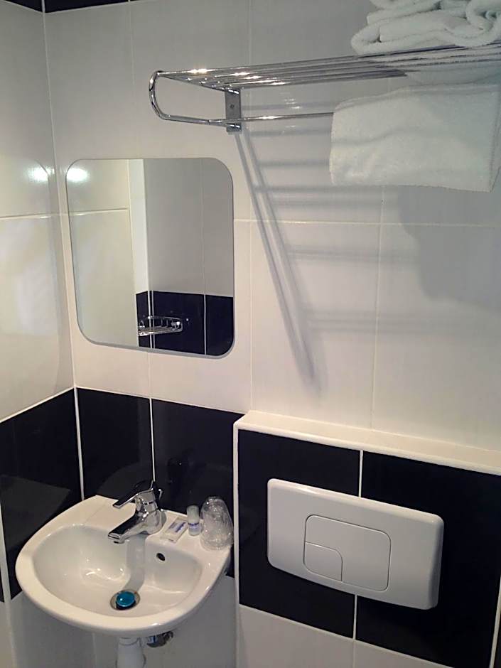 initial by balladins Saint-Quentin / Gauchy