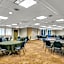 Eastland Suites Hotel & Conference Center By OYO Urbana