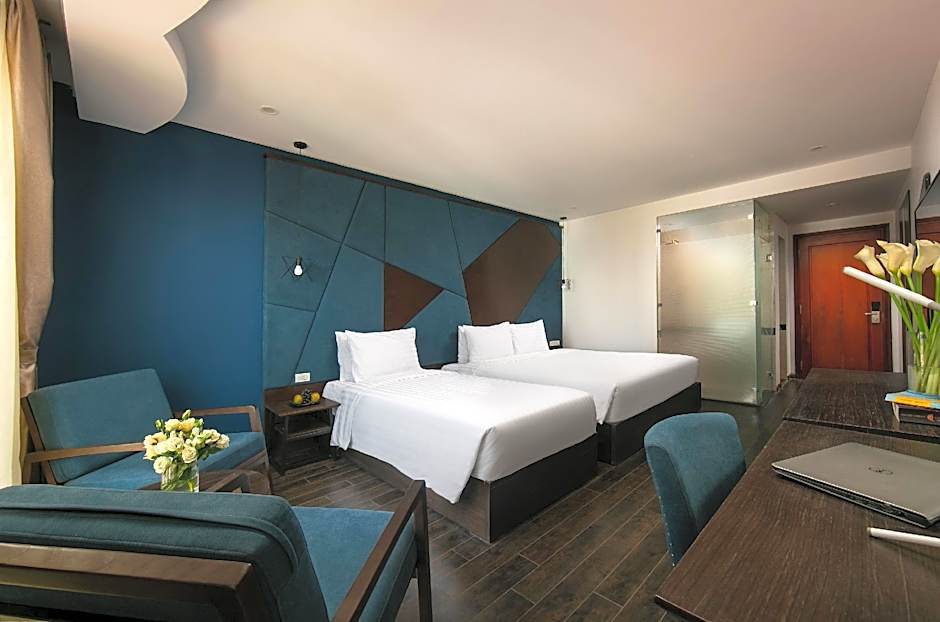 Azalea Parkview Hotel