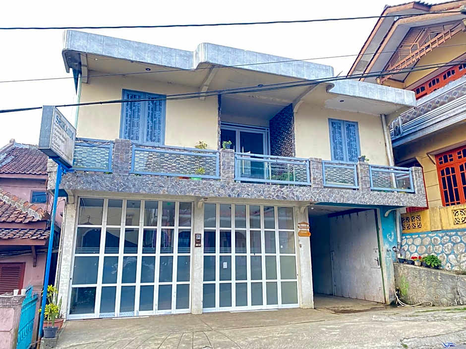 Homestay Srikandi Syariah Dieng RedPartner