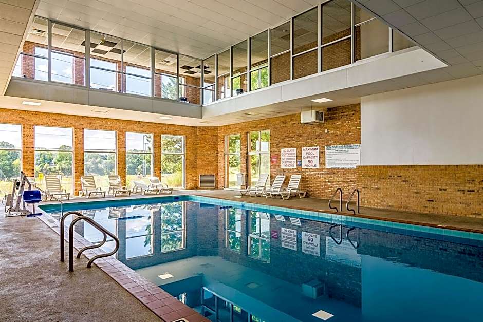 Motel 6-Grand Rapids, MI - Northeast