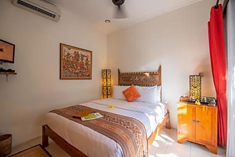 Standard Queen Room