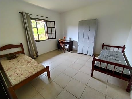 Hostel Ares do Mundo