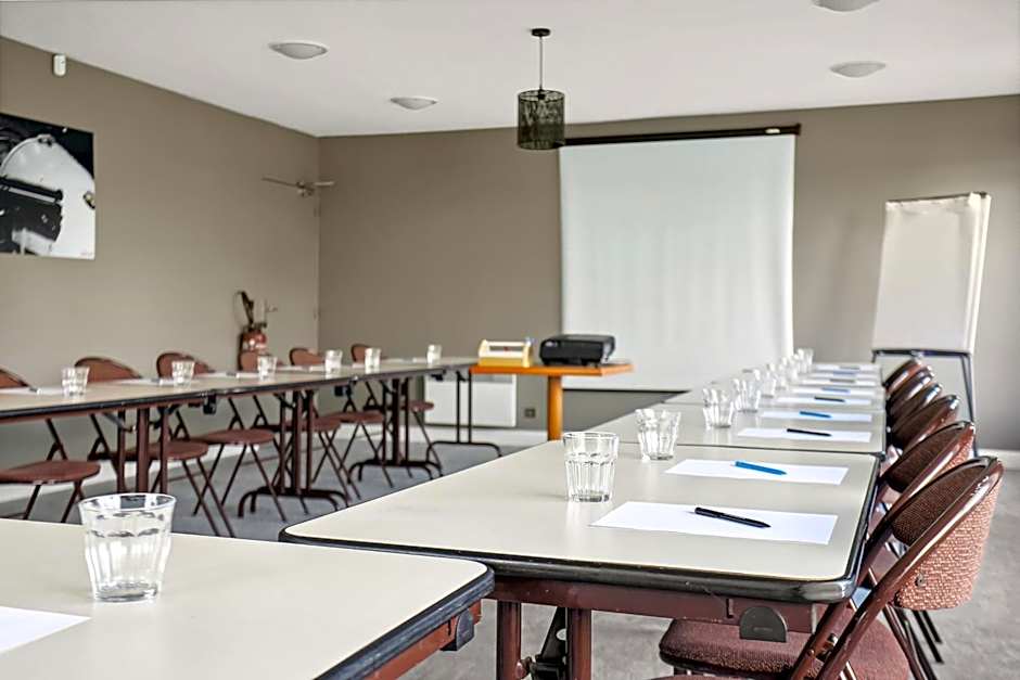 Le 2 By Hotel Akena - La Ferté Bernard