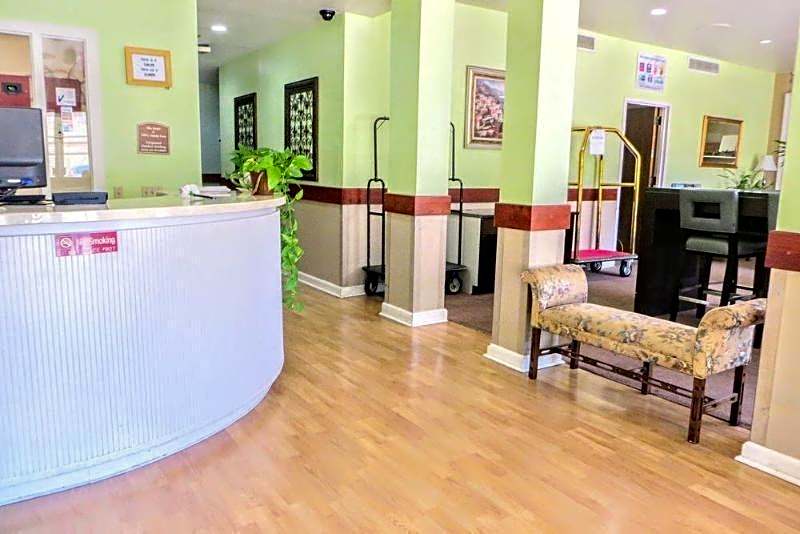 Guesthouse Inn Hotel  & Extended Stay