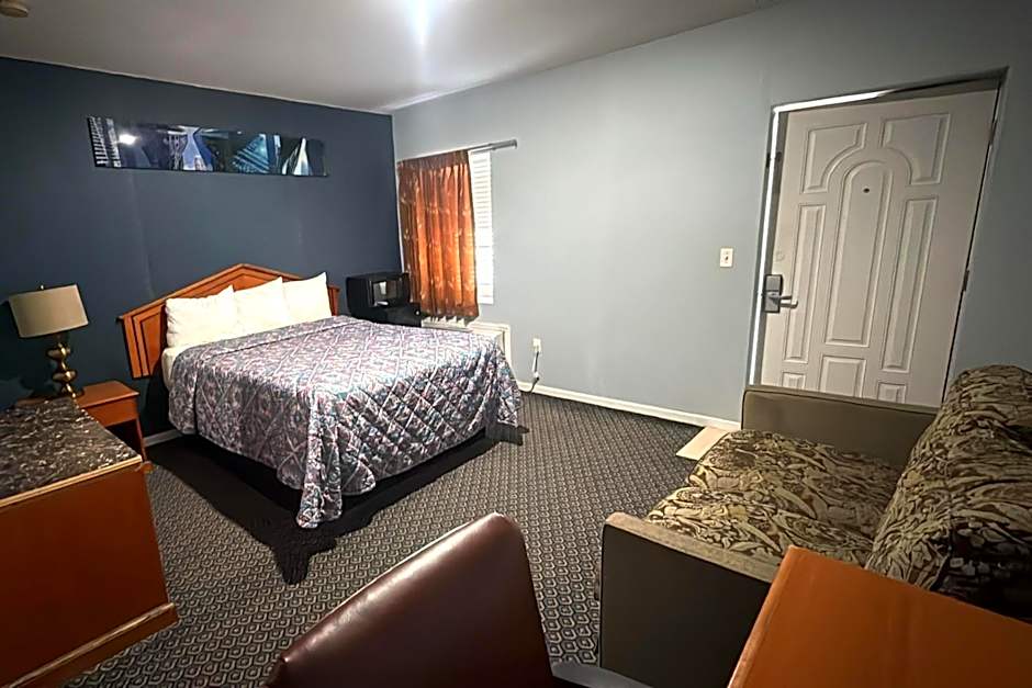 At 9 Motel Near Freehold I-195