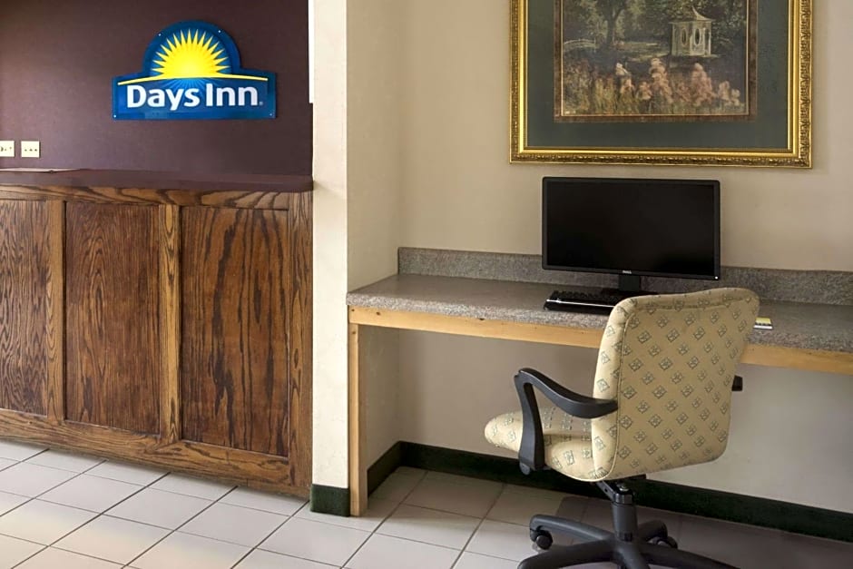 Days Inn by Wyndham Alma