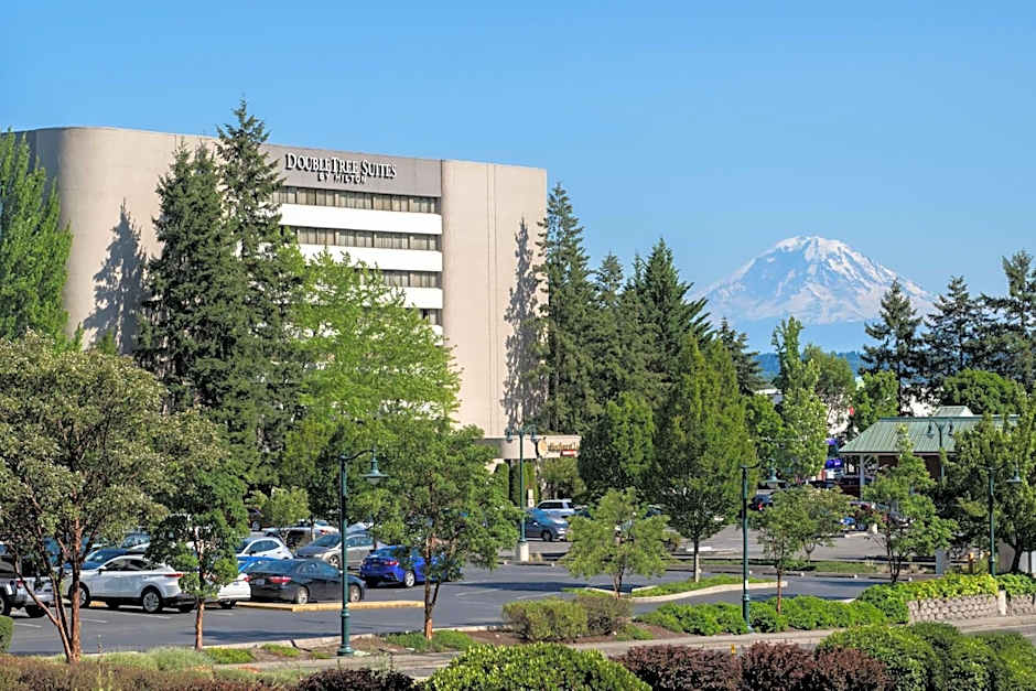 DoubleTree Suites by Hilton Hotel Seattle Airport - Southcenter