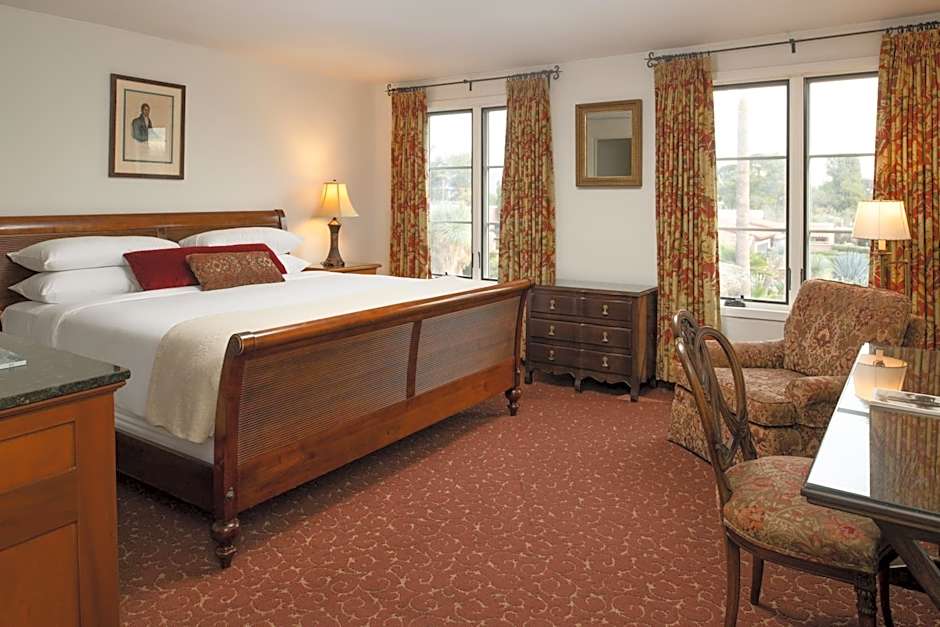 Photo 1 of 5 of Standard 1 King Bed