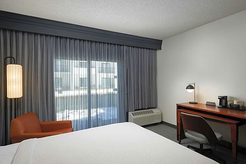 Courtyard by Marriott Denver Central Park