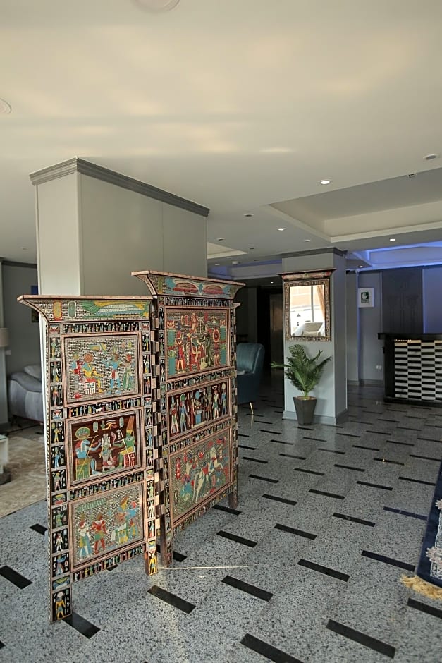 Turquoise Pyramids Hotel