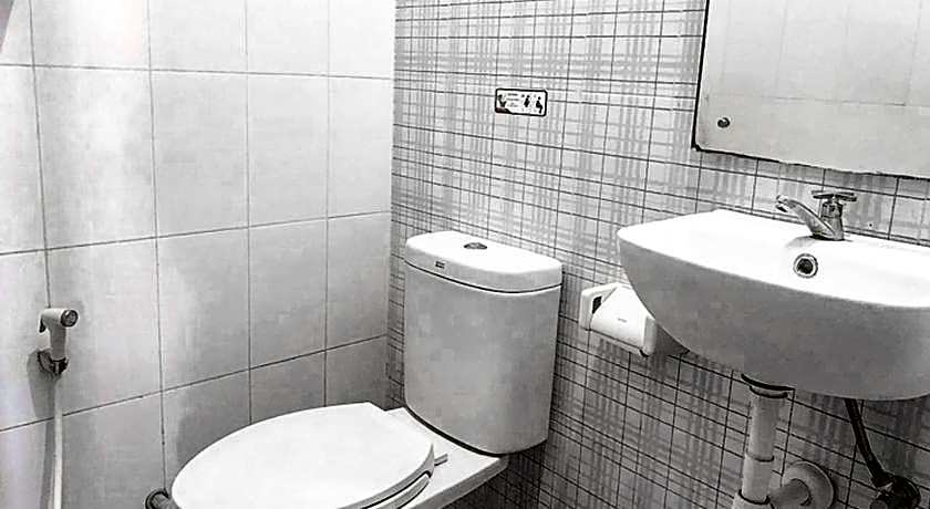 Audah Syariah Residence Mitra RedDoorz