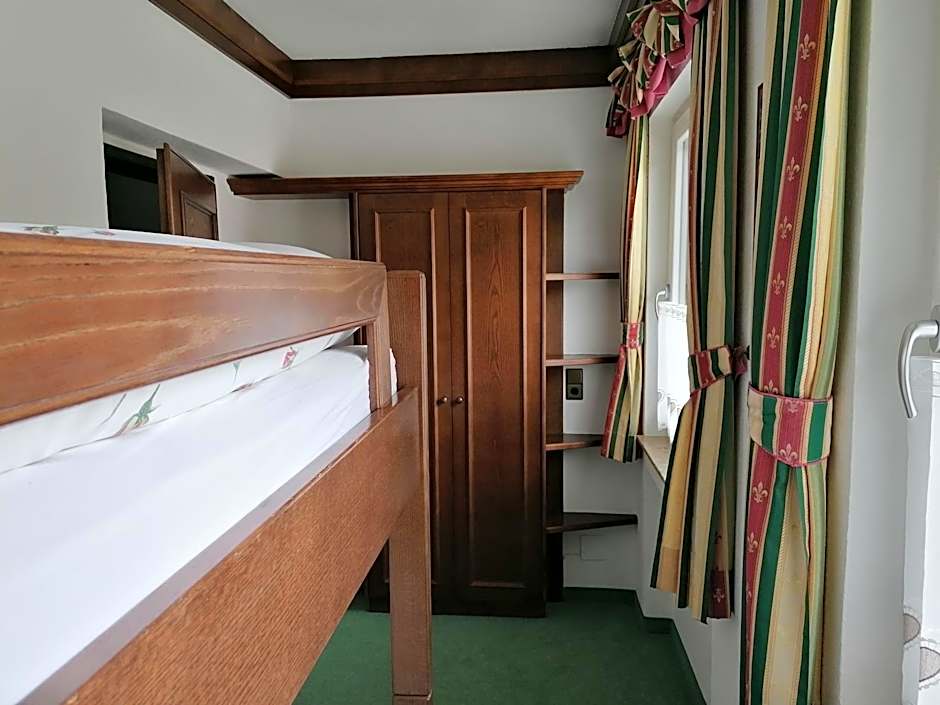 Hotel garni Landhaus Bürtlmair