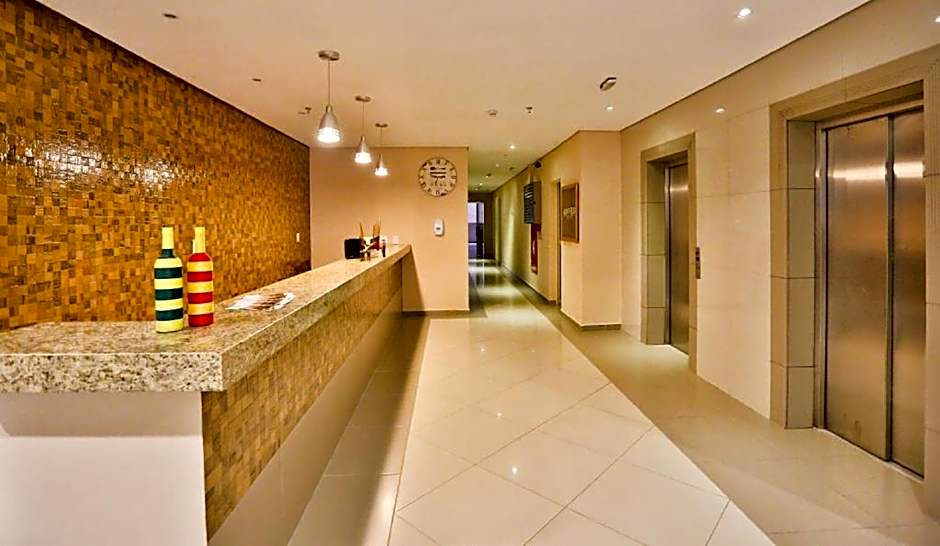 Hotel Mont Rey São Vicente