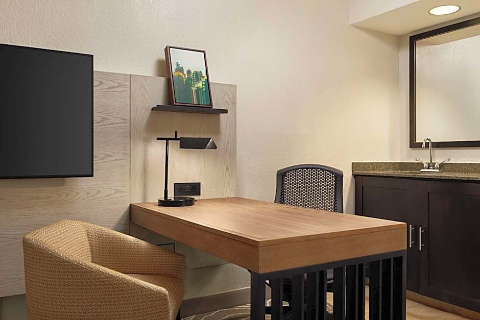 Embassy Suites By Hilton Hotel Phoenix-Tempe