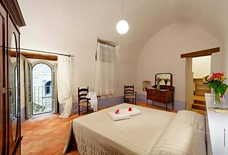 One-Bedroom Standard Apartment