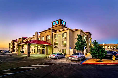 Studio 6 Suites Hesperia, CA West Main Street I 15