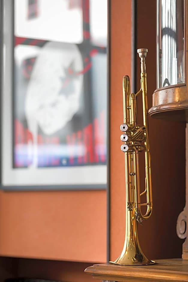 Hotel Boris V. by Happyculture