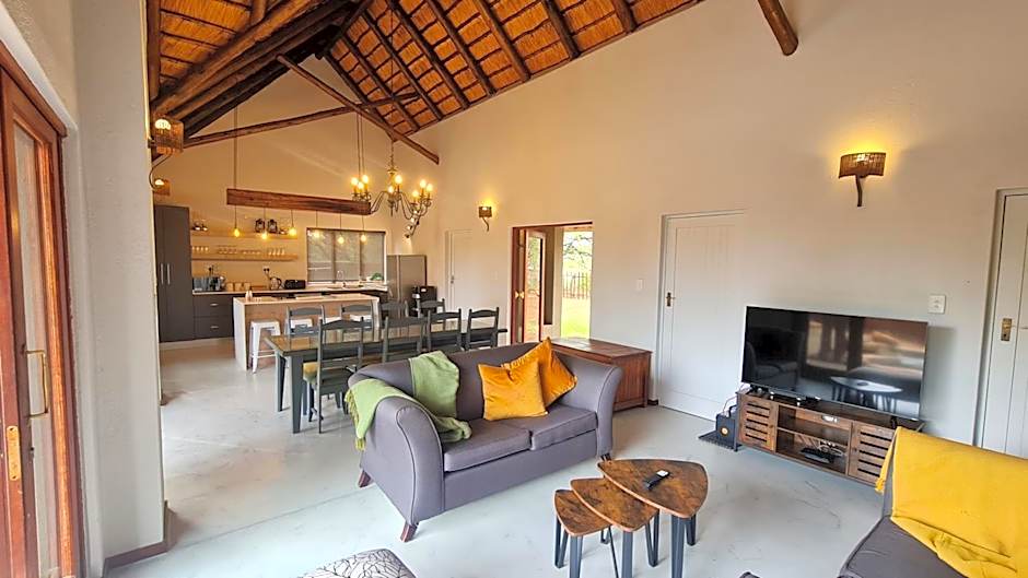 Hoedspruit Bush Stay