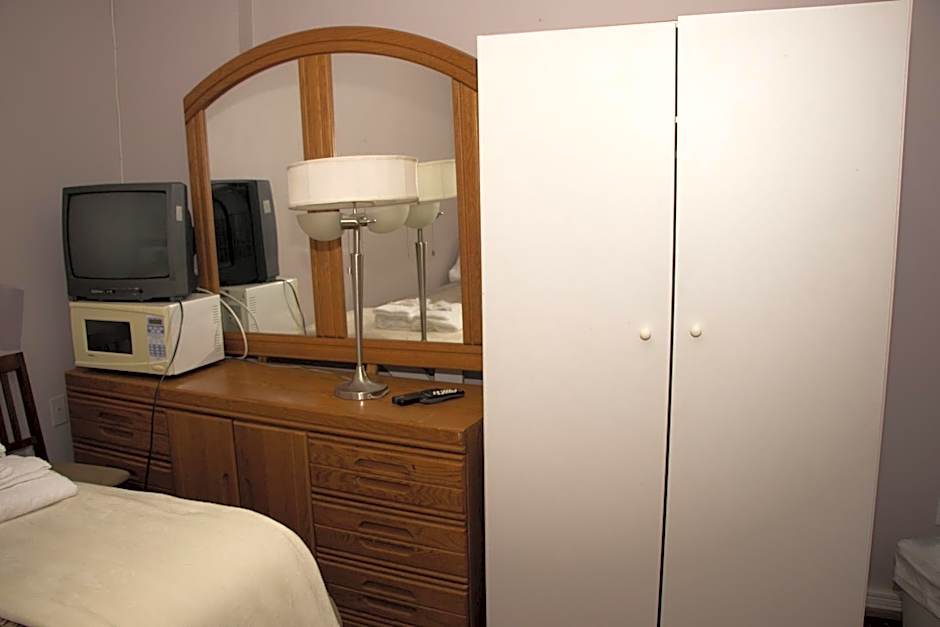 Saint Lawrence Residences and Suites