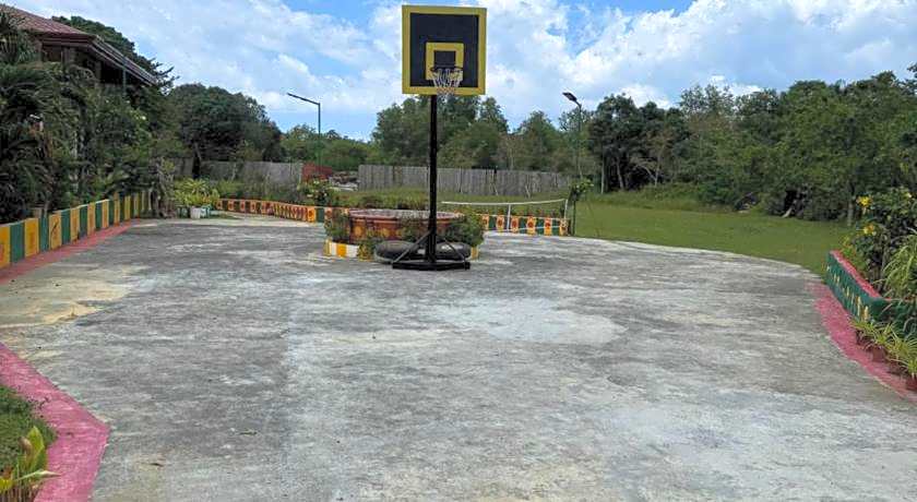Villa Lourdes Resort