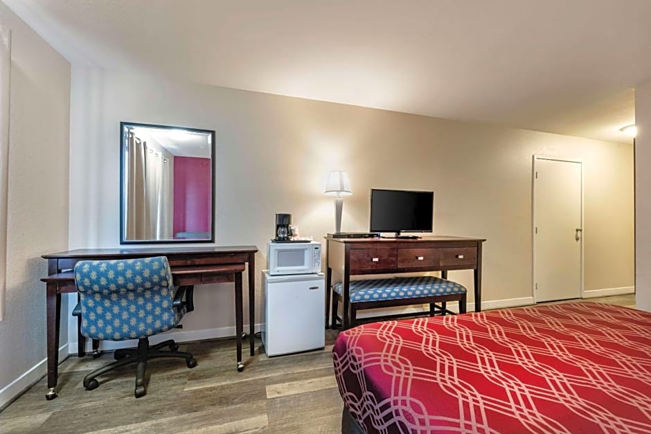 Bay Breeze Inn