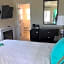 Beach Bungalow Inn And Suites