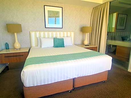 Four-Bedroom Apartment - Rooftop