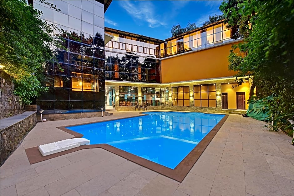 Silvanus Forest Retreat