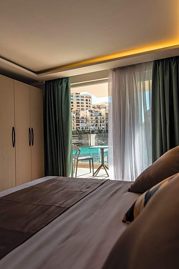 Blu Waters Boutique Hotel