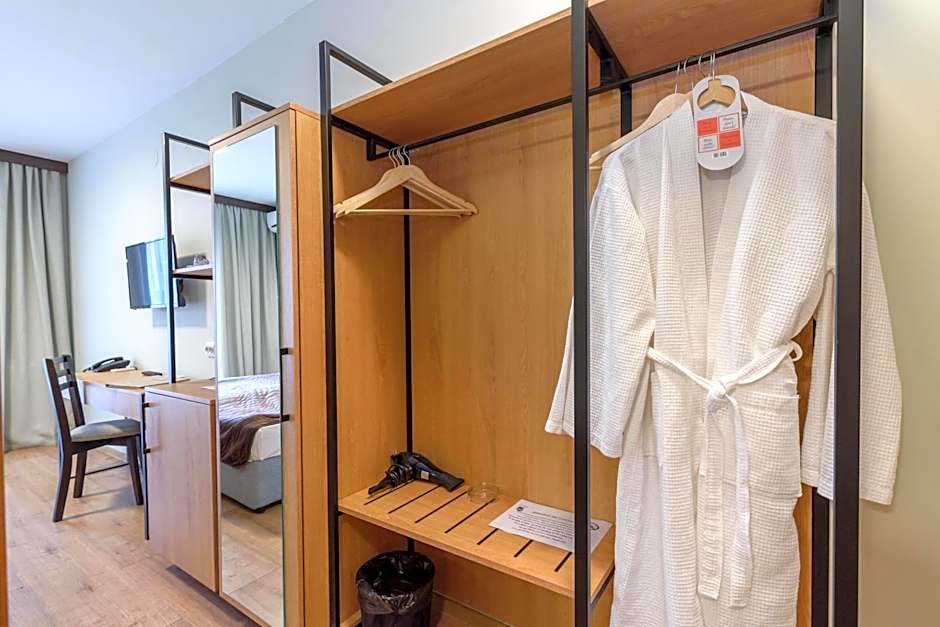 St.George Ski & Holiday