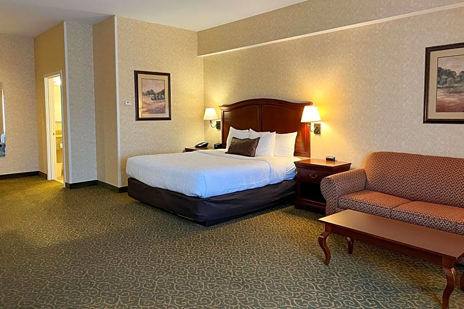 Maine Evergreen Hotel, Ascend Hotel Collection