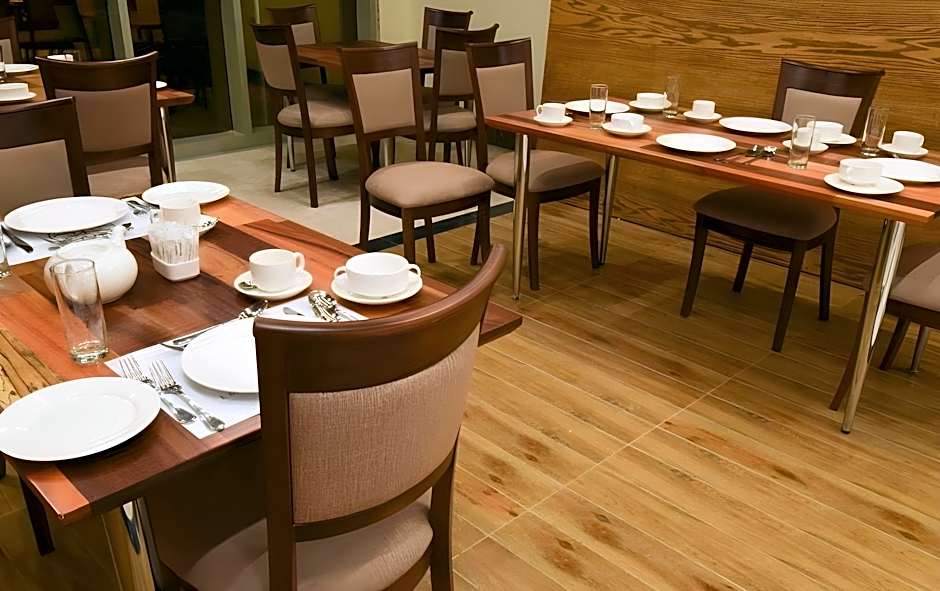 Emaar Elite Hotel