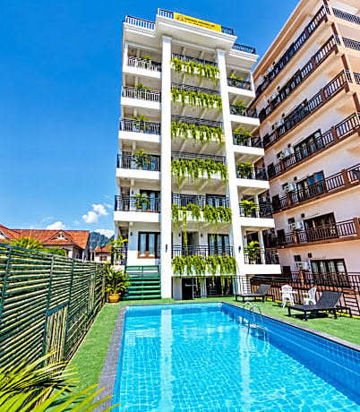 Consiana Vang Vieng Hotel