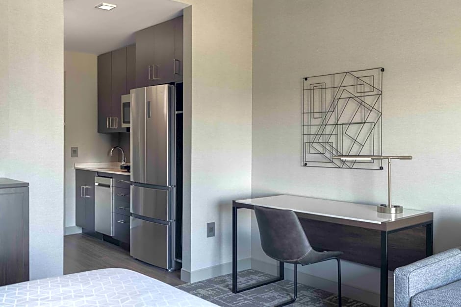 Staybridge Suites Boston Logan Airport - Revere By IHG