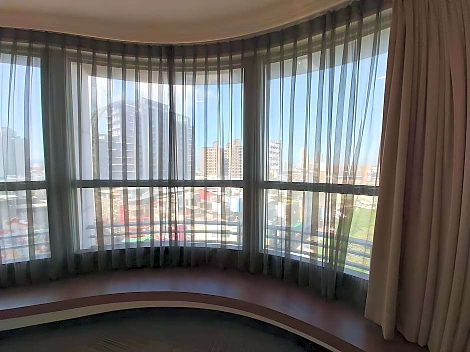 Merryday Hotel Banqiao Branch