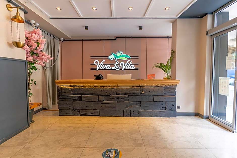 Viva La Vita Hotel