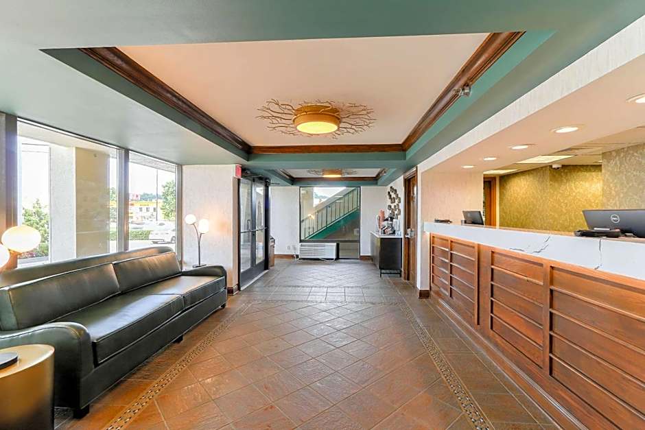 Quality Inn Near the Island Pigeon Forge