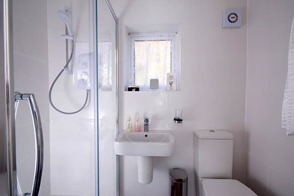 Minton Lodge Hotel - Seniors Only