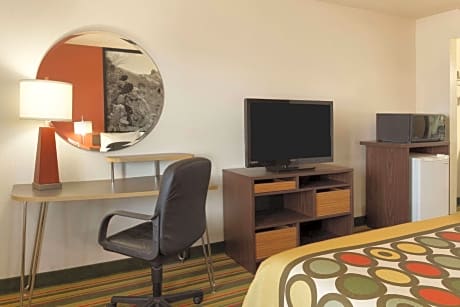 Double Room with Two Double Beds - Smoking