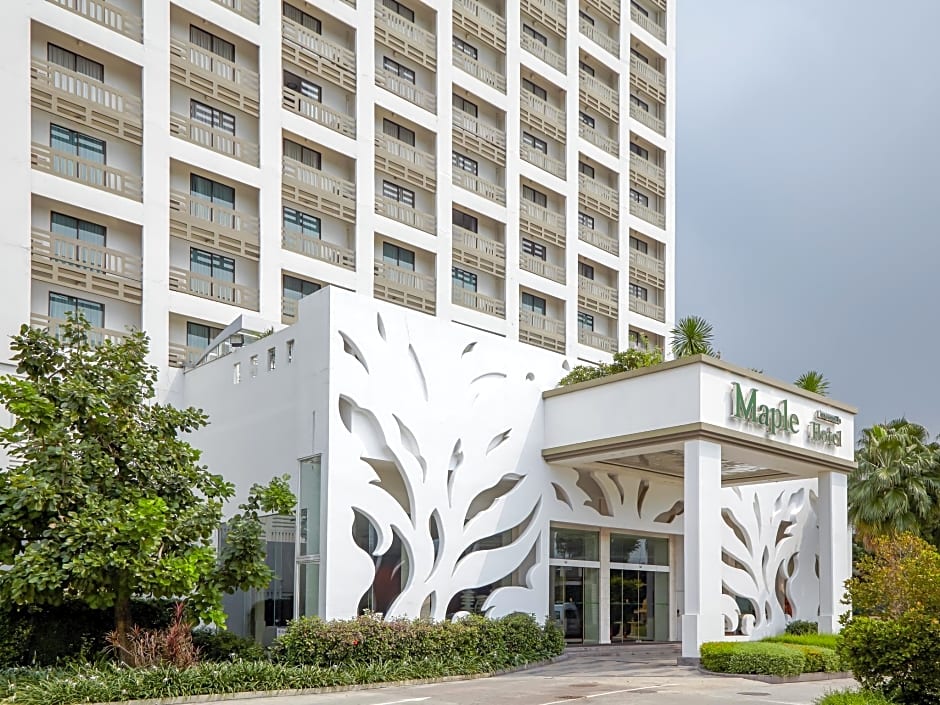 Maple Hotel