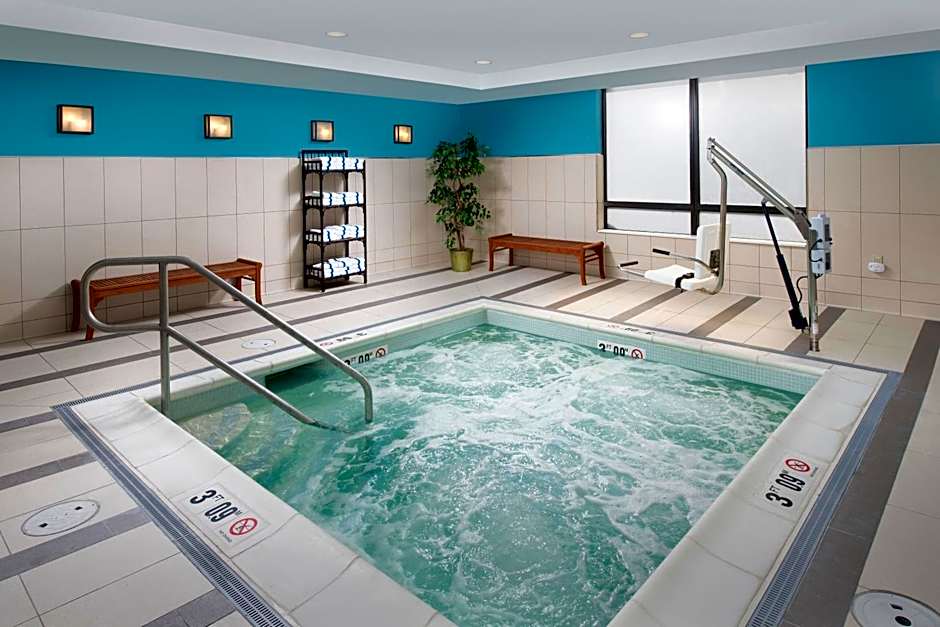 Holiday Inn Express Boston North-Woburn By IHG