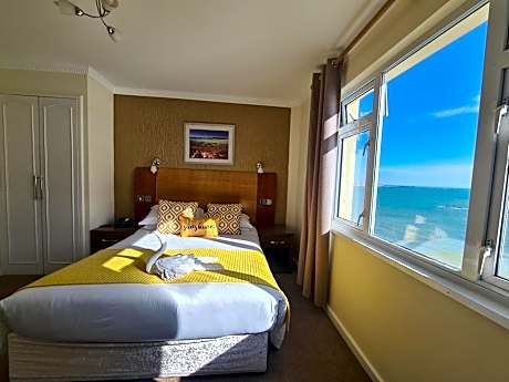 King Room with Direct Sea View