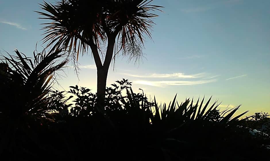 Min y Don Guest House