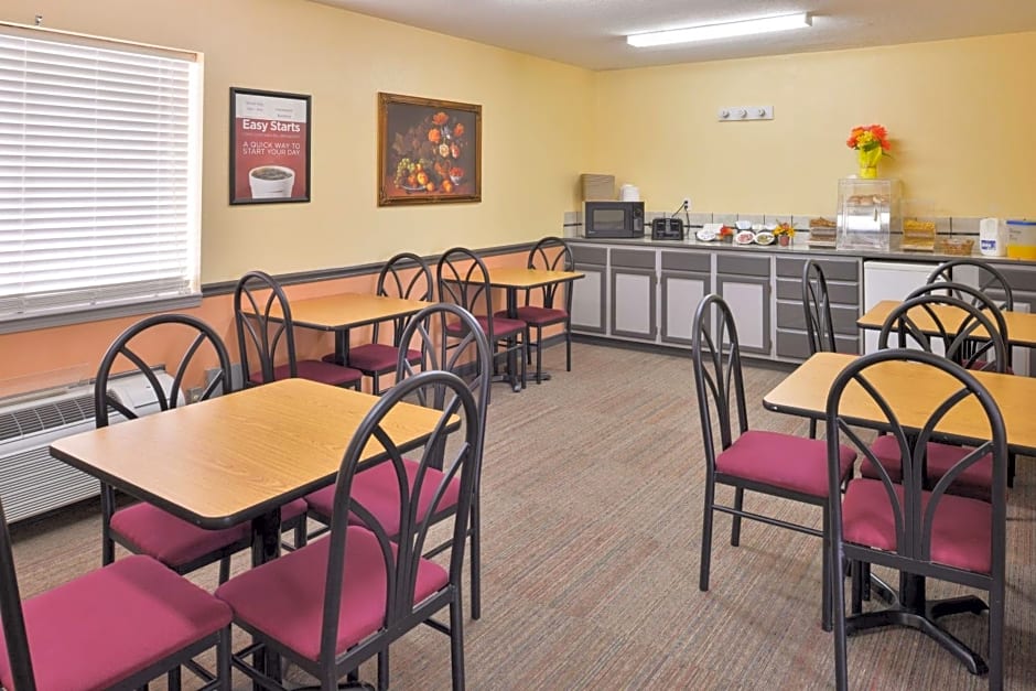 Americas Best Value Inn Knob Noster
