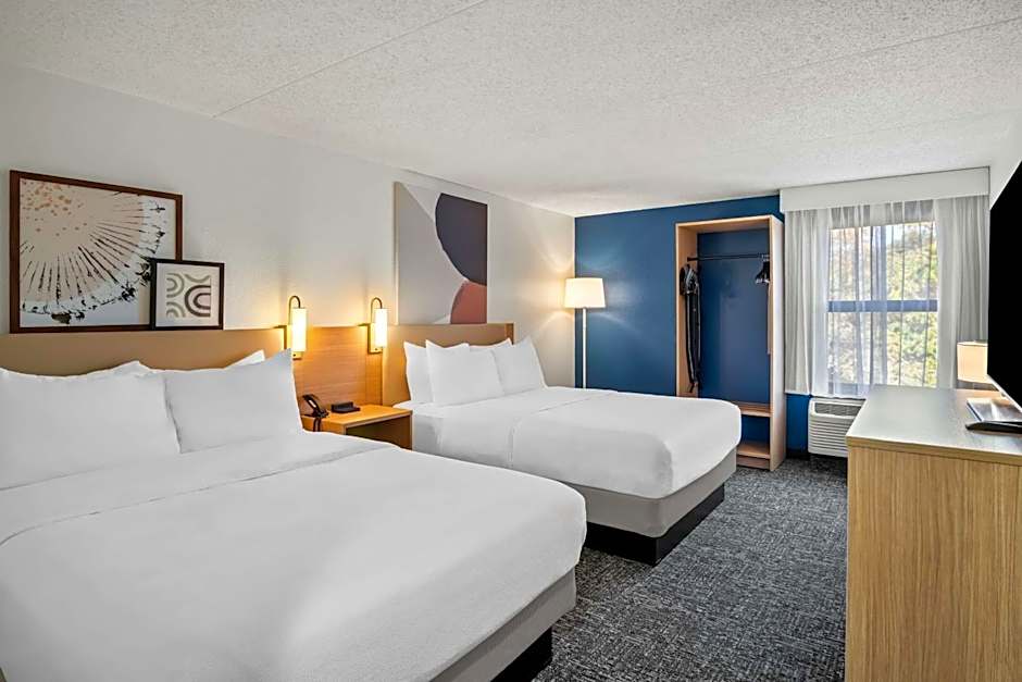 Spark by Hilton Stevensville