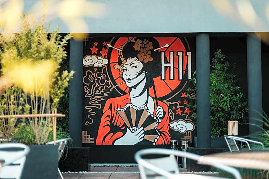 BOUTIQUE HOTEL11 with rooftop SPA