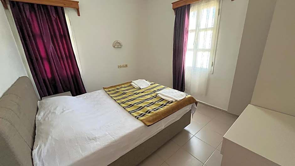 Ege Apartments