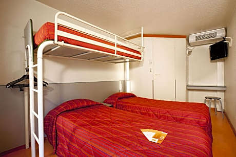 Triple Room - 3 Single Beds
